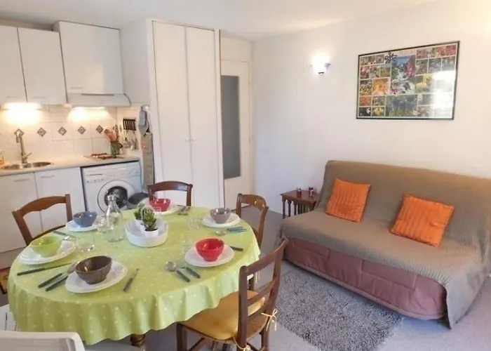 T3 Pour 6 A Avec Balcon, Casier A Ski, Parking, Ascenseur - Fr-1-457-266