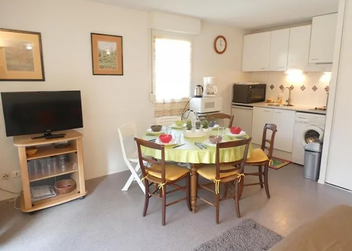 T3 Pour 6 A Avec Balcon, Casier A Ski, Parking, Ascenseur - Fr-1-457-266 Lejlighed Saint-Lary-Soulan